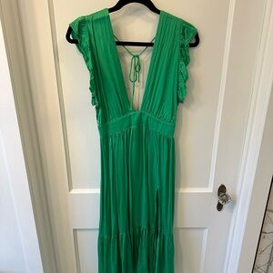 Green V-Neck Midi Dress with Ruffle Sleeves